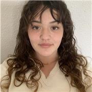 Titulada de Bachiller Científico con Matrícula ofrece clases particulares en materias del ámbito científico